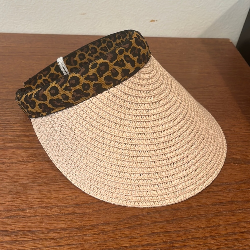 NWT sun visor , blush with leopard headband, one size . Perfect condition